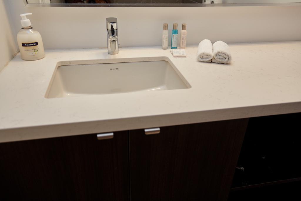 Atlas Suites - Yorkville Furnished Apartments Toronto Pokój zdjęcie