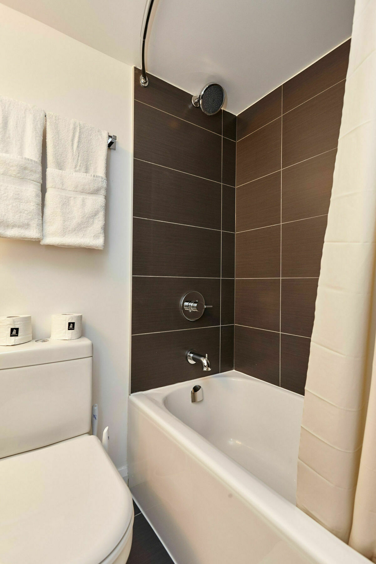 Atlas Suites - Yorkville Furnished Apartments Toronto Zewnętrze zdjęcie