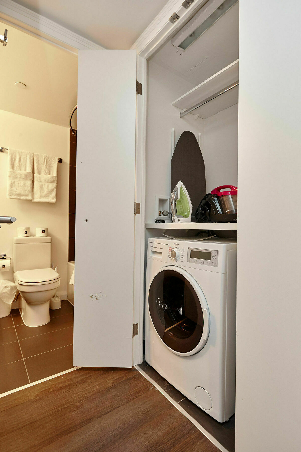 Atlas Suites - Yorkville Furnished Apartments Toronto Zewnętrze zdjęcie